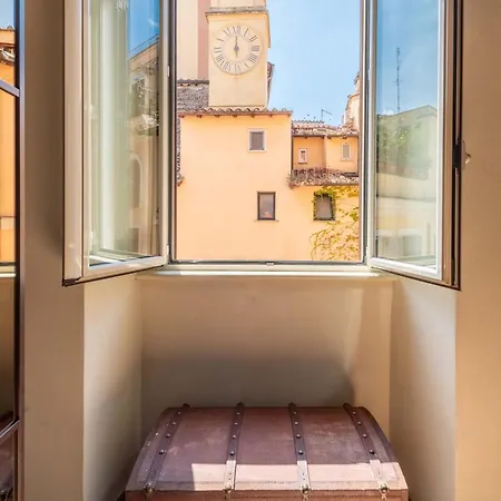 Lägenhet Maison Leo A Largo Argentina Rom