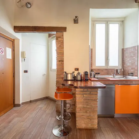 Апартаменты Maison Leo A Largo Argentina Рим